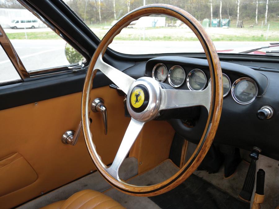  Ferrari 250 GT Berlinetta Lusso 1962 года  (фото 26 из 109)